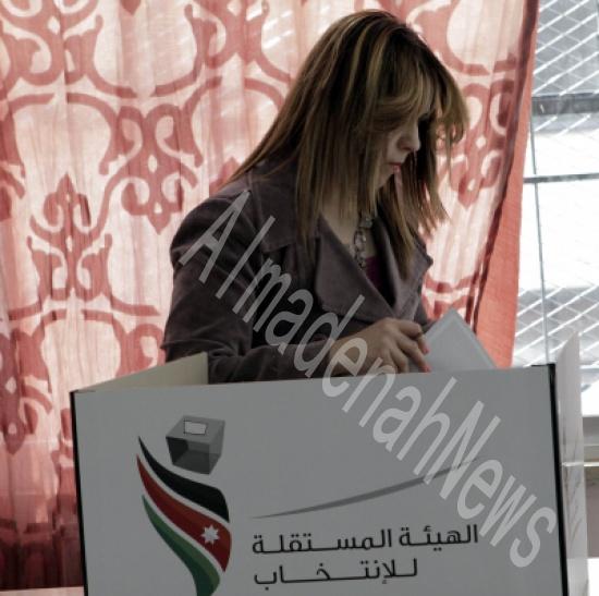 لجنة خاصة لتدقيق النتائج وتحديد الفائزات بـ "الكوتا" وتوزيع مقاعد الدائرة العامة ( أسماء )